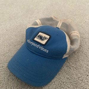 vineyard vines hat